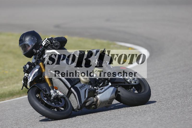 /07 09.04.2026 Cornu Master School ADR/Gruppe gruen/4